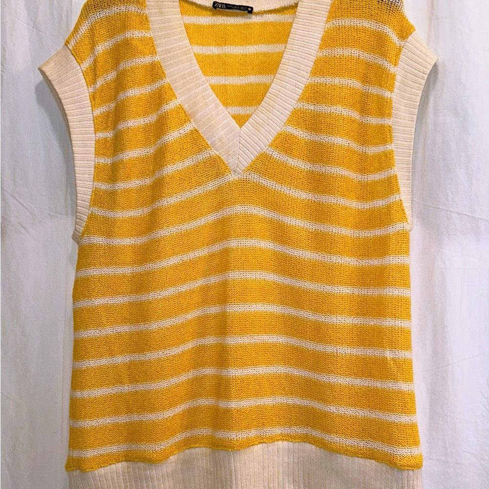 ZARA RUSTIC CHIC - Oversized Striped Knit Vest — Sunny Yellow- Size Medium